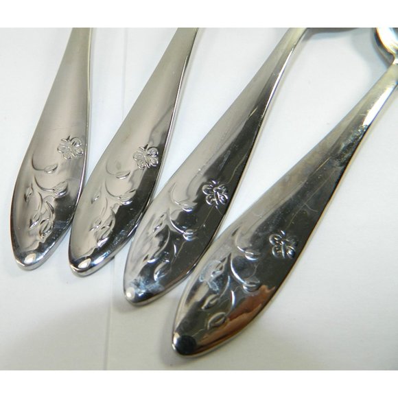 Lenox Butterfly Meadow 4 Soup Spoons Still Shiny! - Picture 3 of 8